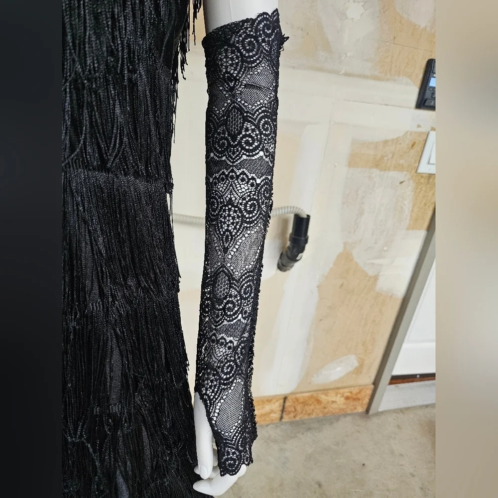 California Costumes Black Fringe Layered 1920's Flapper Dress Size L (Adult) - Picture 14 of 16